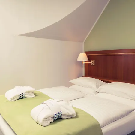 Hotel Mercure Westbahnhof 4*