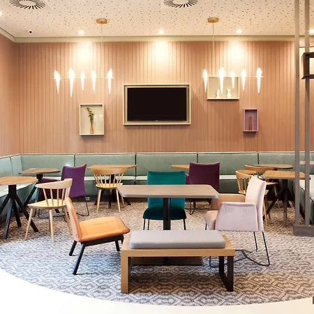 מלון Hampton By Hilton Messe 3*