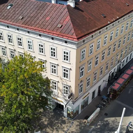 Aparthotel Urban Serviced *