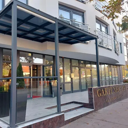 Gartenhotel Altmannsdorf Hotel 4*