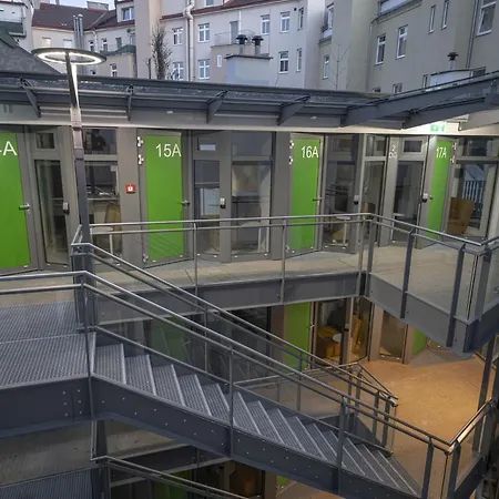 Aparthotel Smart Living - Wien Hauptbahnhof - Self Check-in 4*