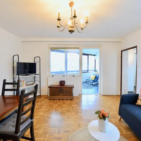 Apartment 3-bedroom-flat With Parking Space *