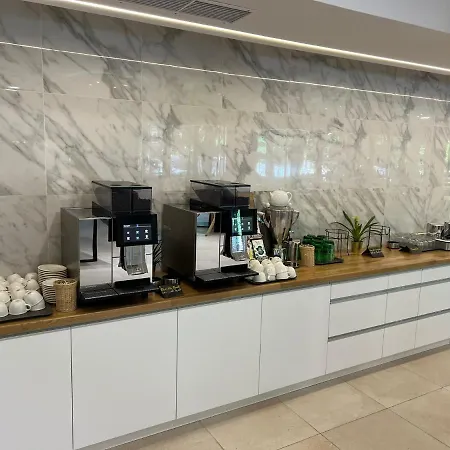 Gartenhotel Altmannsdorf Hotel 4*