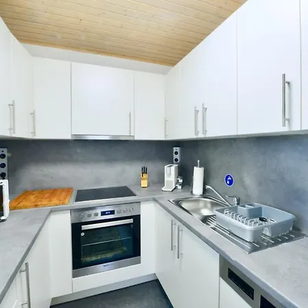 3-bedroom-flat With Parking Space Apartment