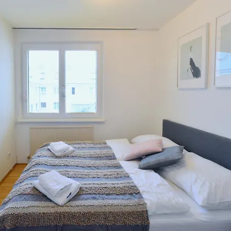 Apartment 3-bedroom-flat With Parking Space *