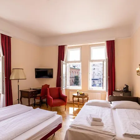Regina Hotel