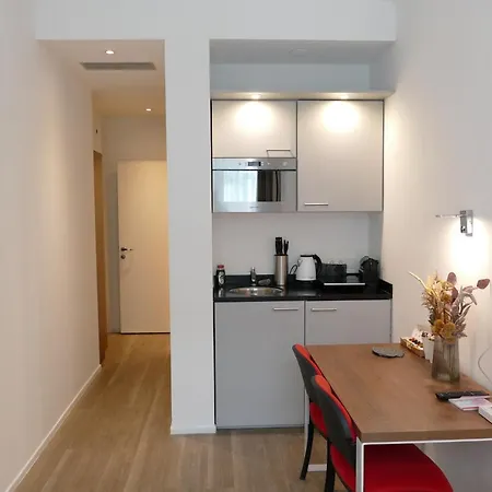 Apartment Comfy Mini