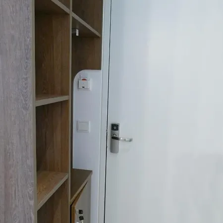 Apartment Comfy Mini