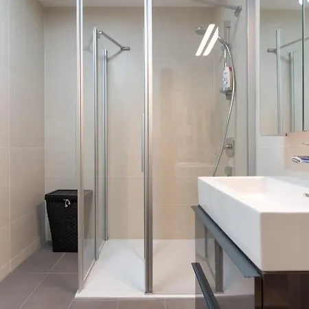 Hoch Hinaus, Neu Und Stilvoll Mit Pool Am Dach شقة *
