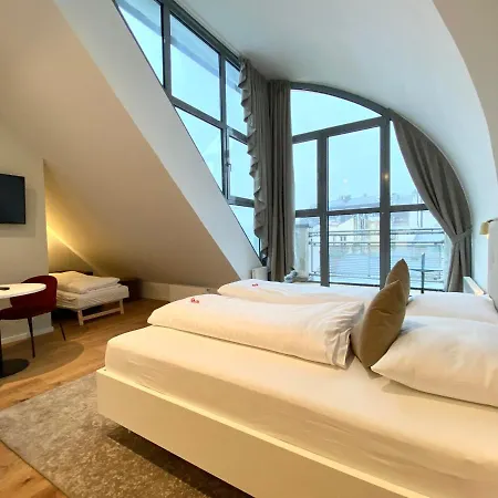 Blackhome I Contactless Check-in Lägenhetshotell