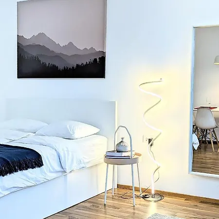 Cozy In The Lassallestrasse 13! Apartment