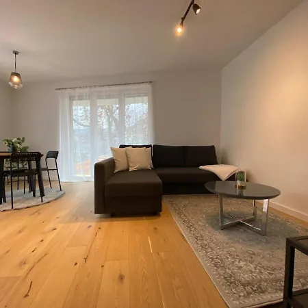Apartment 2-room 150m To Metro Vienna
