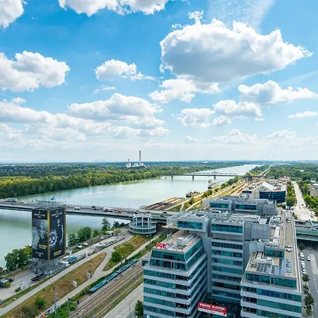 Residence, Marina Tower - Danube