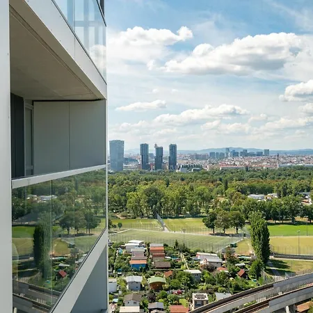 Residence, Marina Tower - Danube