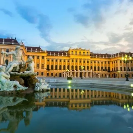 D&d Schonbrunner Deluxe Vienna
