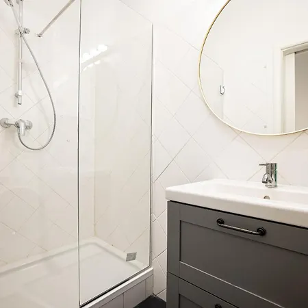 Brand-new In The 17th District Of Viena