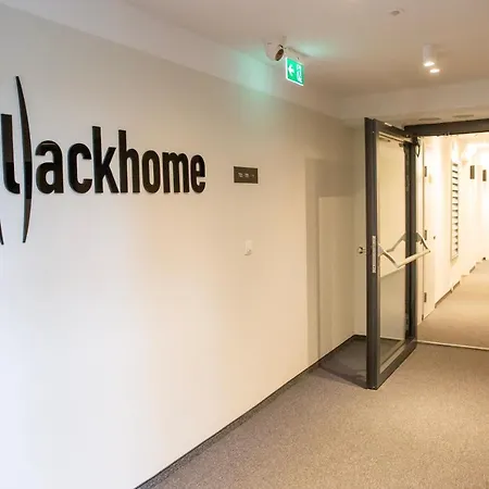 Blackhome I Contactless Check-in Lägenhetshotell *
