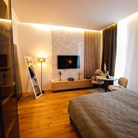 Lariana * Vienna