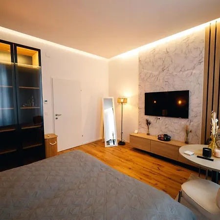 Lariana Apartment *