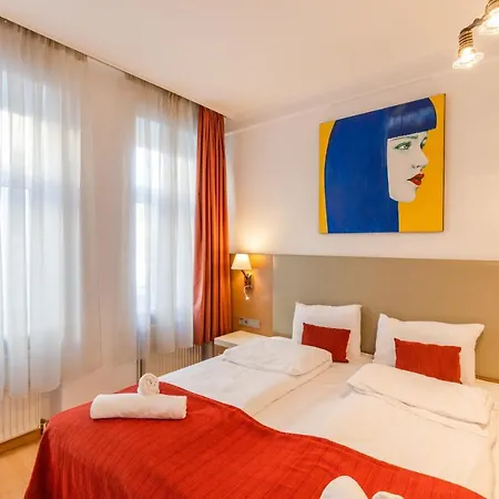 Hallo Nr 8 Vienna