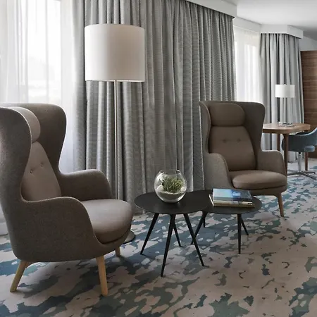 Hotel Marriott 5*