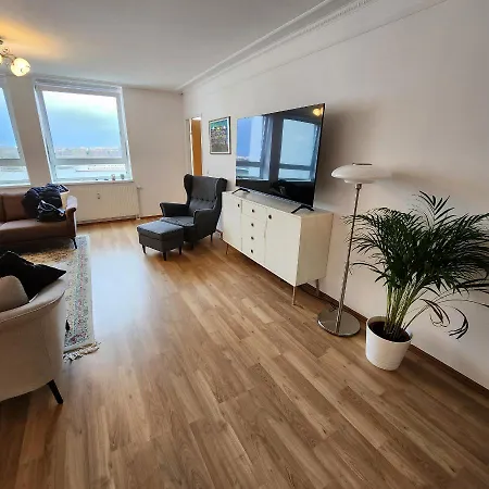 Lovely For 4 On The Danube River - Private Parking *