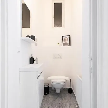 Franz 23 - Typical Viennese In The Heart Of Apartment Wien