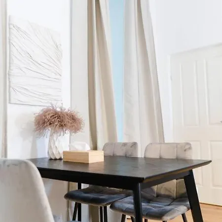 Apartment Zentrale & Ruhige 2 Zimmer - 42m² Wien