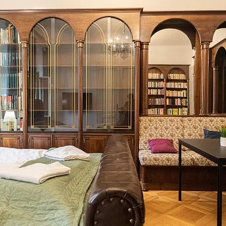 Apartment Large 4br Near Karlsplatz Ideal For Big Groups