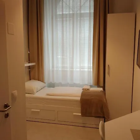 Ch-hotel Luka Budget Vendégház Bécs