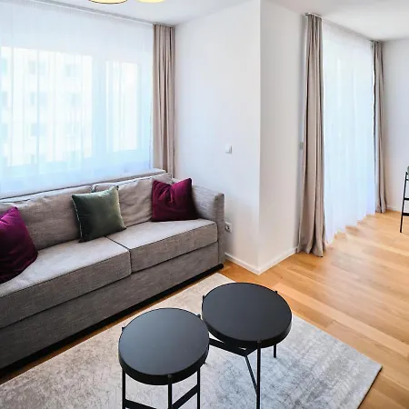 Myfavorit - Spacious Next To Puplic Transport U1 Direct Connection To Citycenter Appartement Vienne