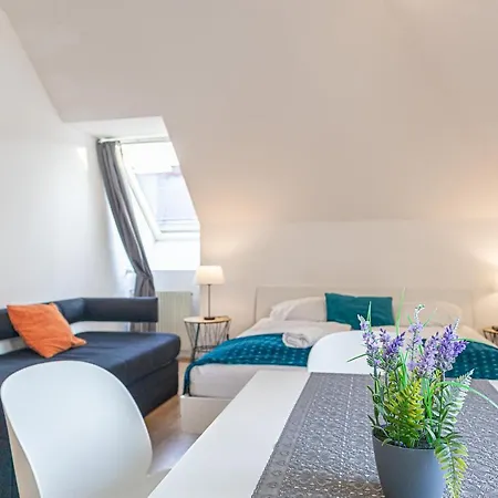 Lovely 2 - Suitable For Long Apartment *