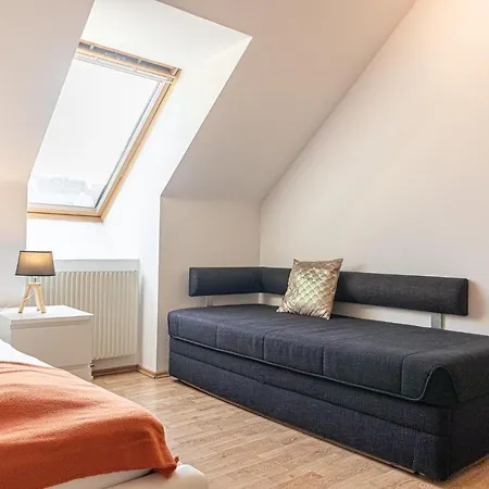 Lovely 2 - Suitable For Long Apartment