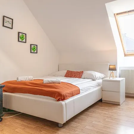 Lovely 2 - Suitable For Long Apartment *