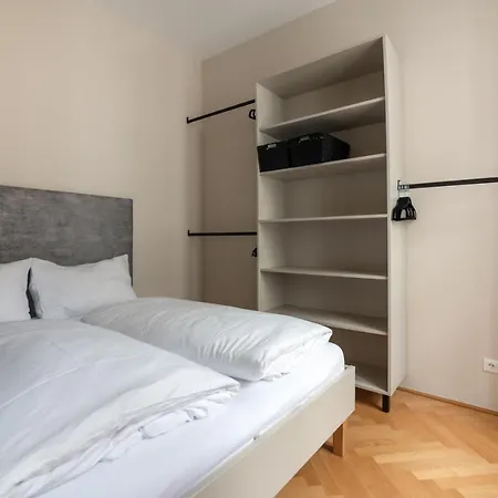 Hochwertiges Mit Direkter Anbindung Zum Zentrum In Hippen Viertel Apartment Vienna