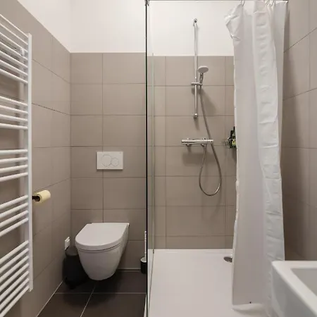 Hochwertiges Mit Direkter Anbindung Zum Zentrum In Hippen Viertel Apartment