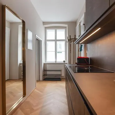 Apartment Hochwertiges Mit Direkter Anbindung Zum Zentrum In Hippen Viertel Vienna