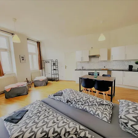Oswald Apartment