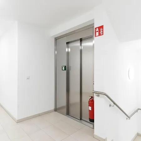 Luxurious With Big Balcony Near Center Apartment
