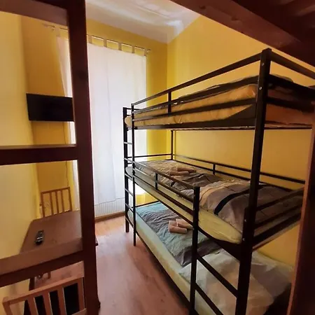 Relaxrooms Hernals Homestay