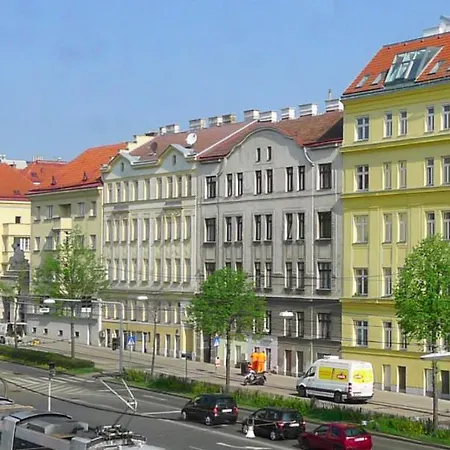 Homestay Relaxrooms Hernals Vienna