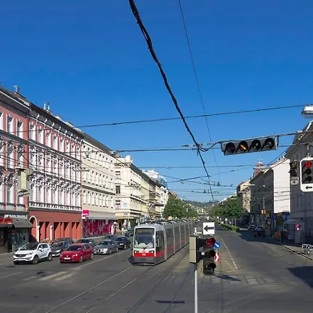 Relaxrooms Hernals Homestay Vienna