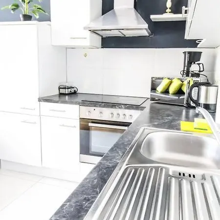 Cozy Two-bedroom Mm16 *