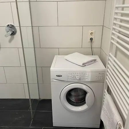 Dachgeschoss Fuer 4 Mit Terrasse Apartment