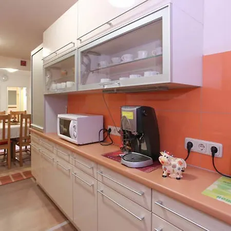 Apartment Mariahilf - 4rooms4you *