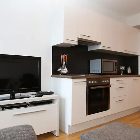 Amici Urania Apartment