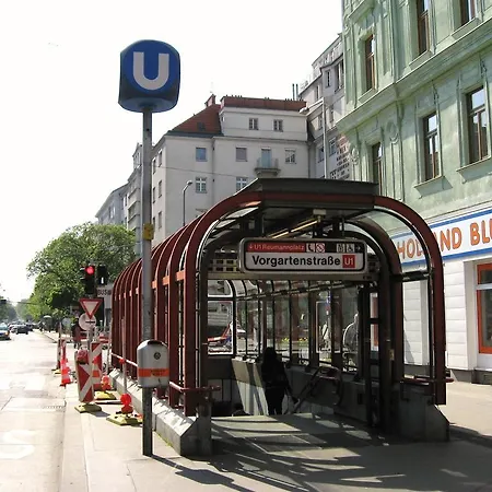 Urban Flats Danube * Vienna