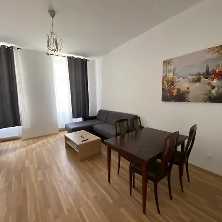 Niceapartmenthollergasse 8 Vienna