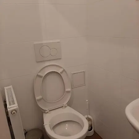 Niceapartmenthollergasse 8 Apartment *