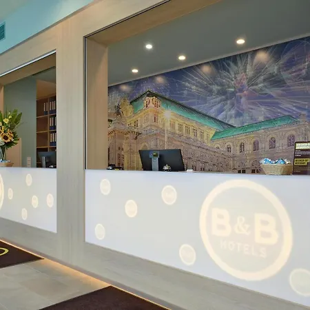 Hotel Wien-hbf 3*